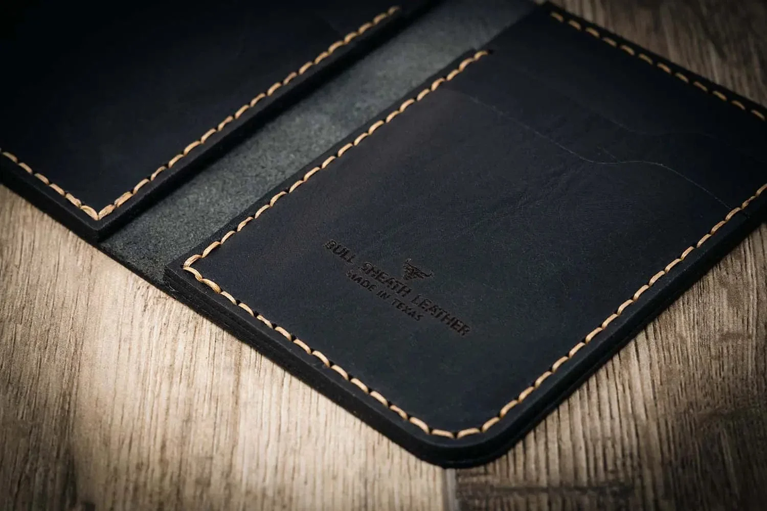 Bull Sheath Leather Men's The Tyler Vertical Wallet Black - Image 4