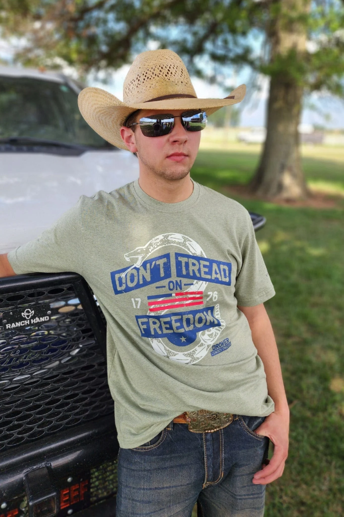 T-Shirt - Don't Tread On Freedom - Heathered Green