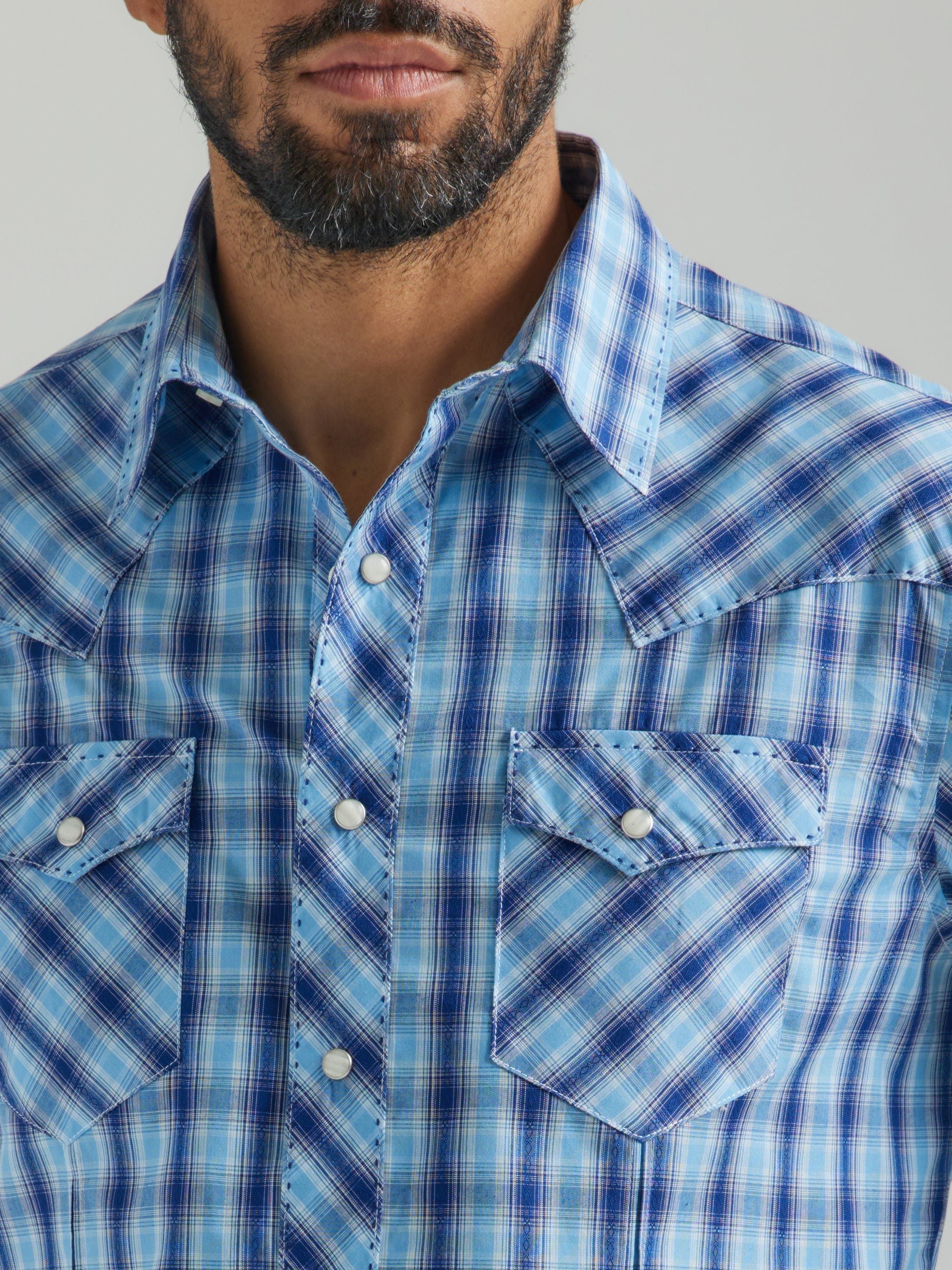 Wrangler Men's Fashion Navy Blue Long Sleeve Western Snap Plaid Shirt 112324669 - Image 3
