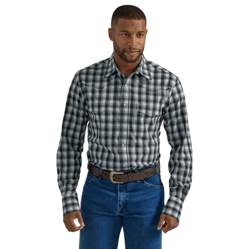 Wrangler Men's Plaid Long Sleeve Western Shirt 112330341